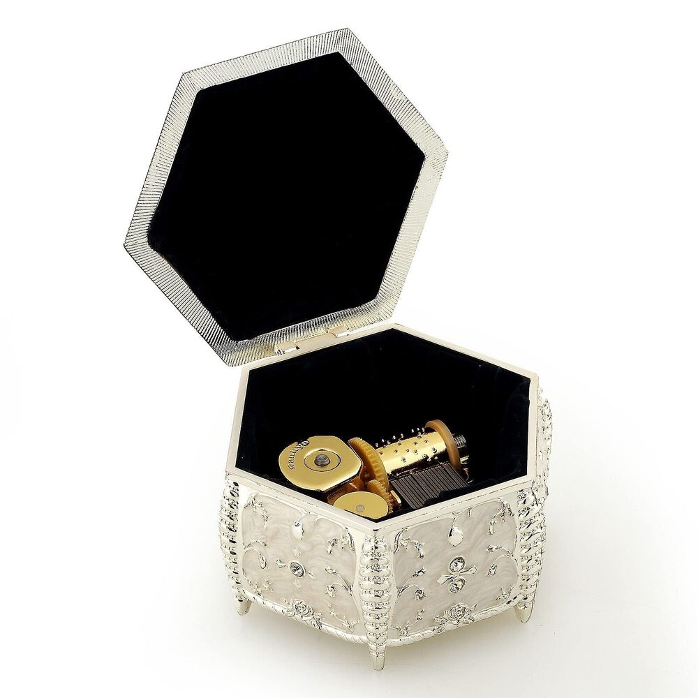 9039 Emboss Alloy Metal Music Box Wind Up Antique Jewelry Musical Boxes